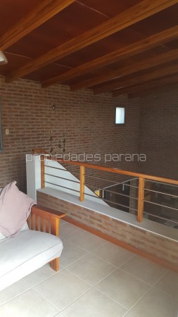 VENDO IMPORTANTE CASA CON QUINCHO Y PILETA, en zona La Toma